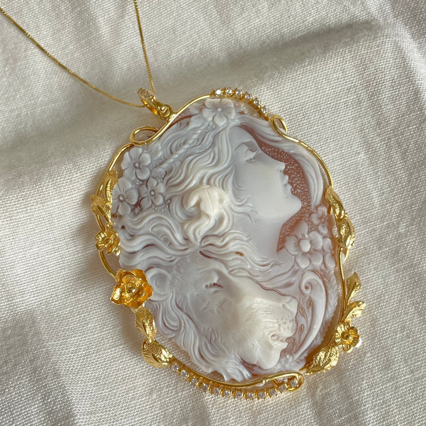 LION AND GIRL CAMEO NECKLACE