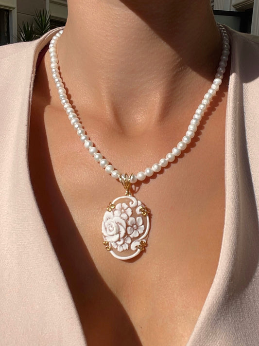 FLORAL ROSE CAMEO NECKLACE WITH FRESHWATER PEARLS