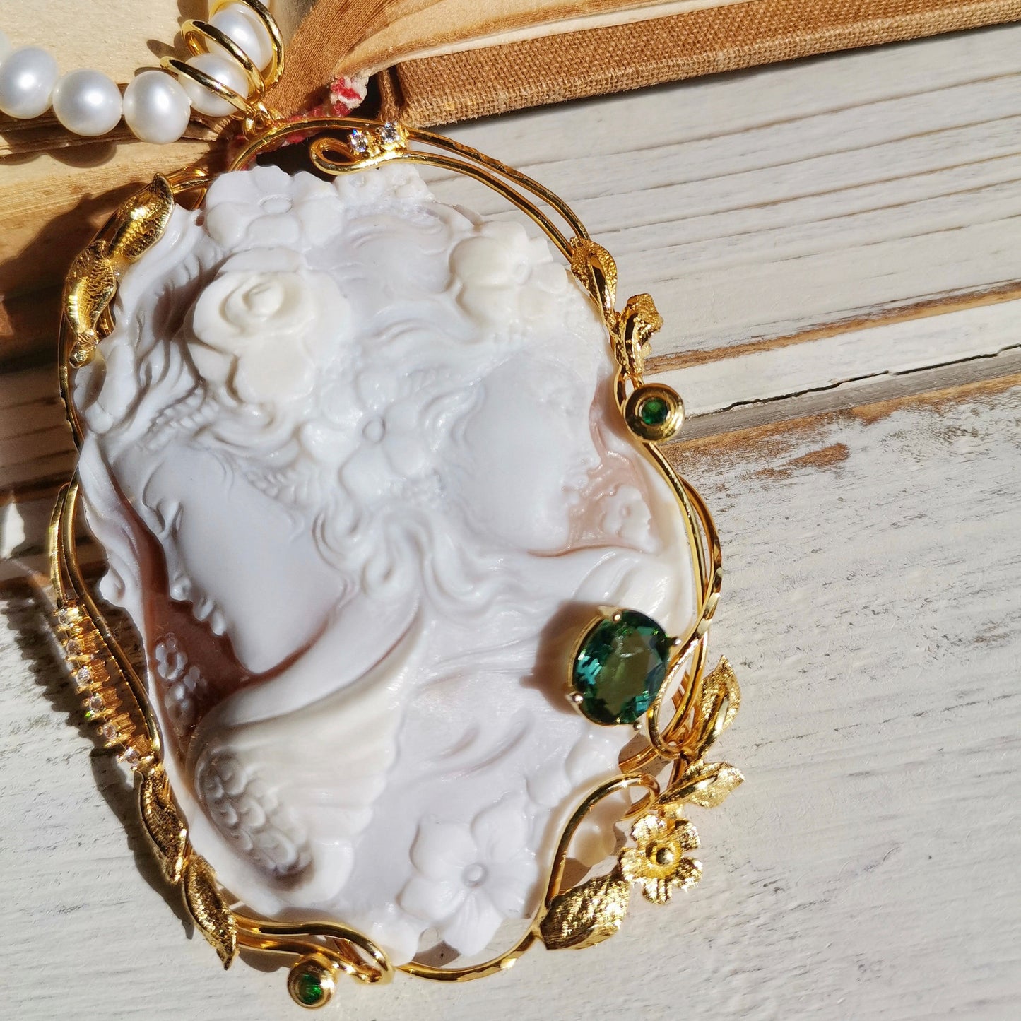 Charming Cameo Necklace with Amethyst Stone