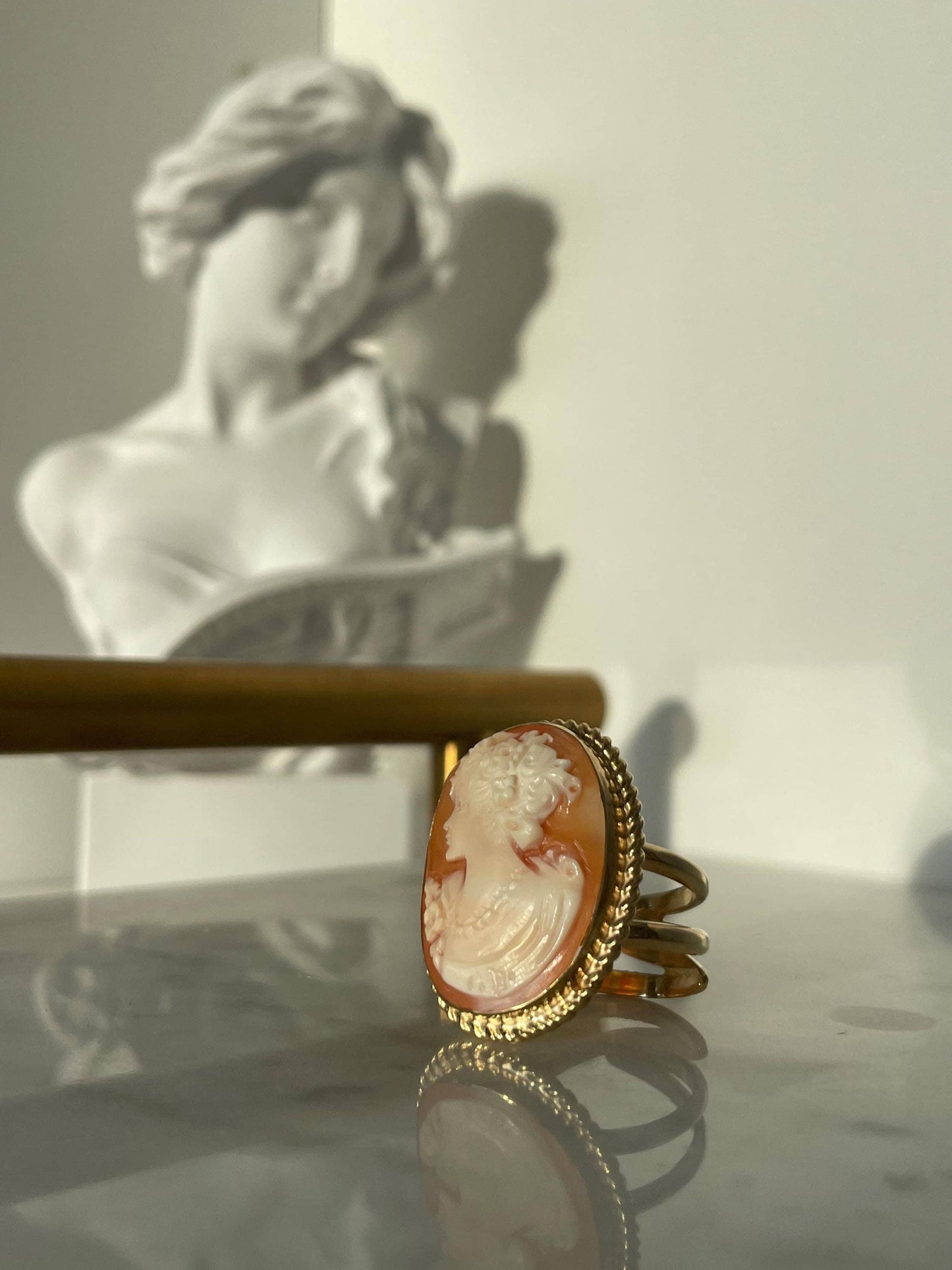 18k Gold Cameo Ring