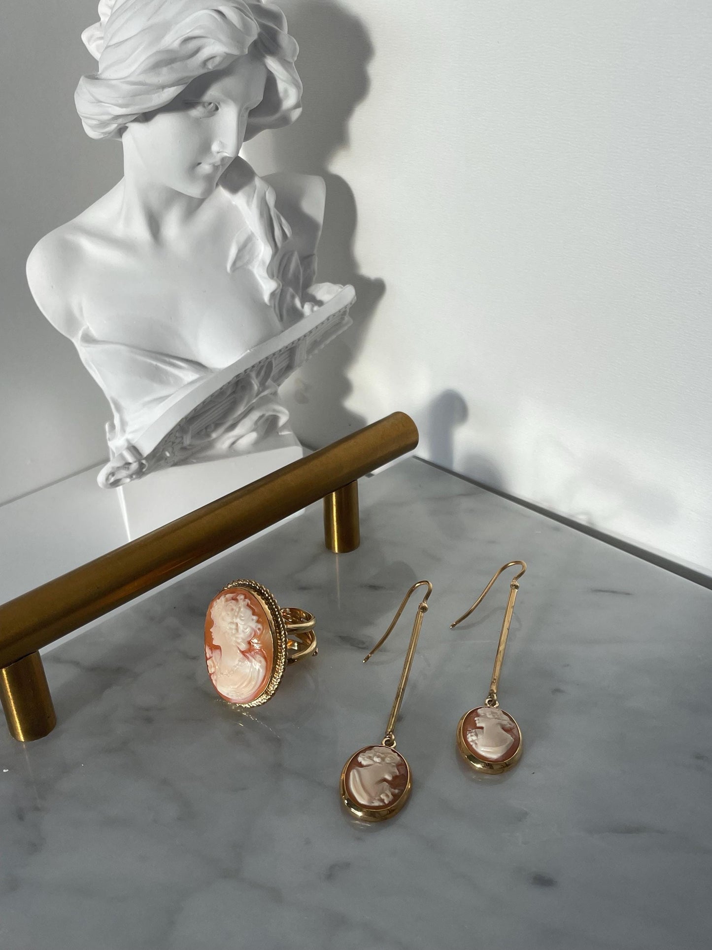 18k Gold Cameo Drop Earrings