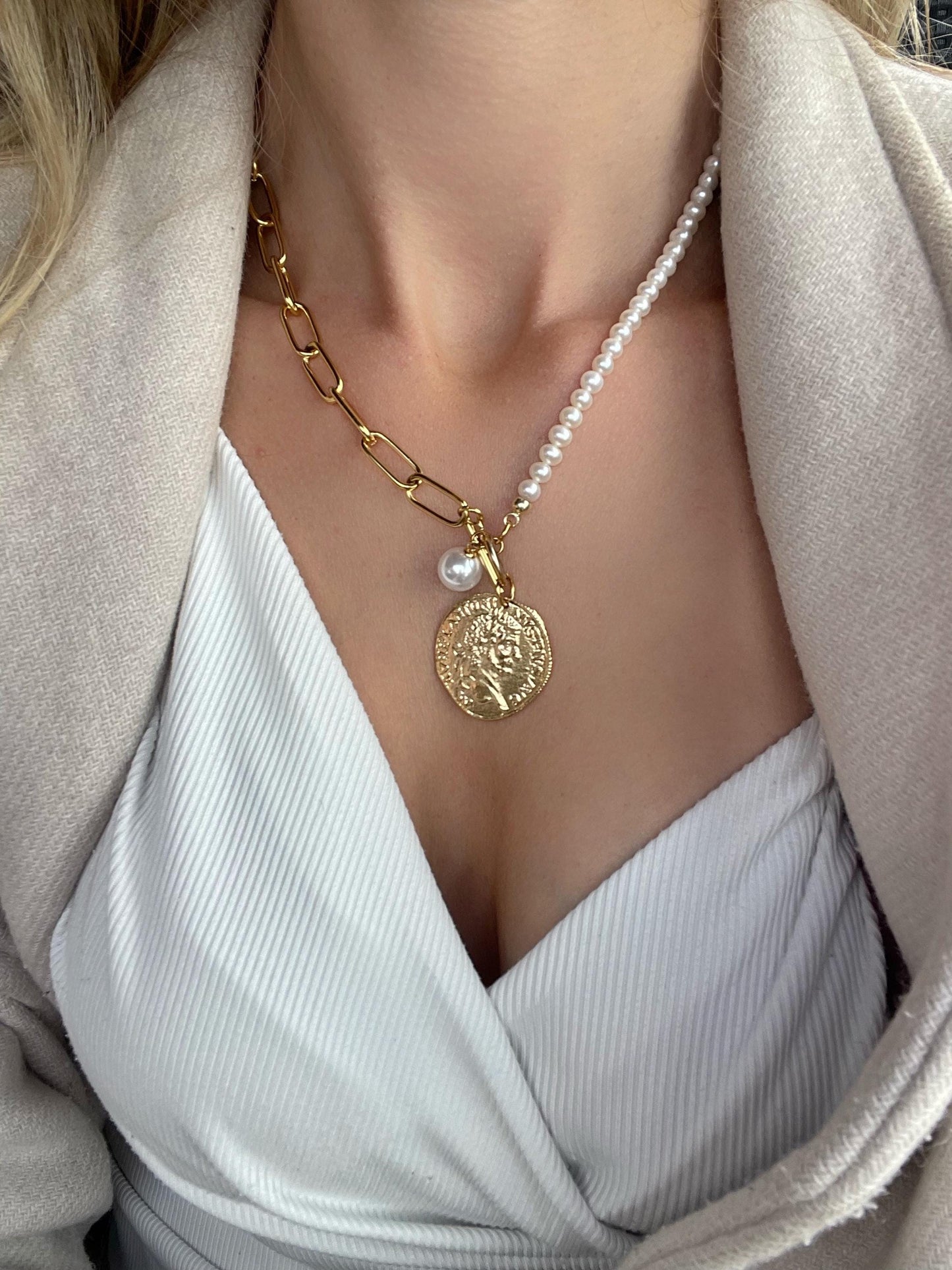 GODESS OF LIBERTY COIN NECKLACE