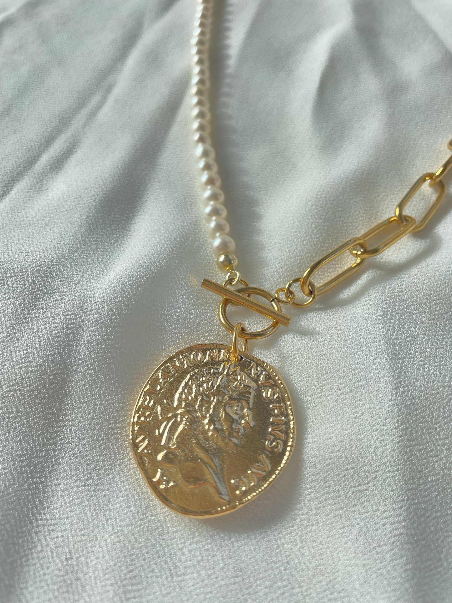 GODESS OF LIBERTY COIN NECKLACE