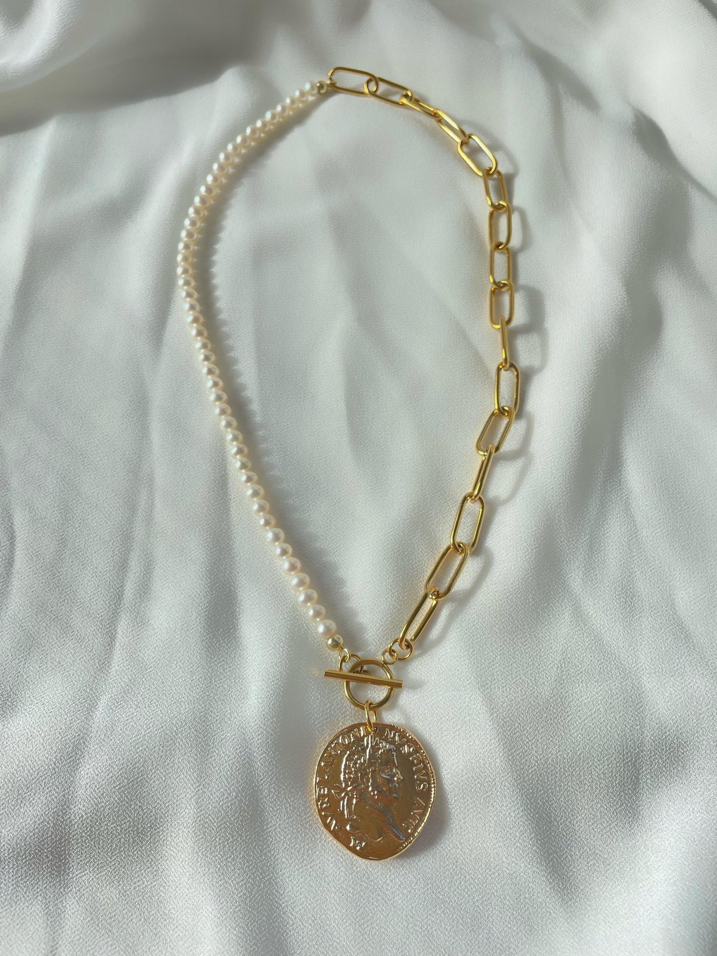 GODESS OF LIBERTY COIN NECKLACE