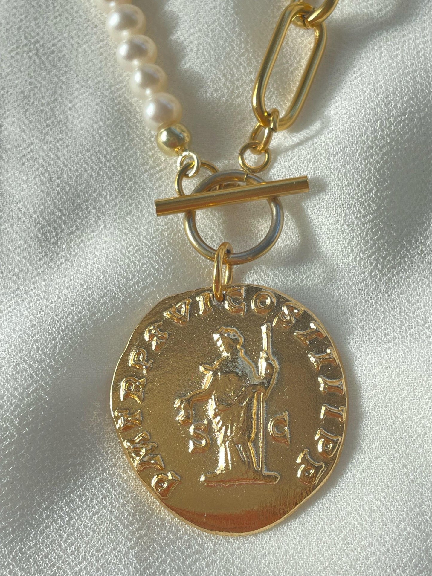 GODESS OF LIBERTY COIN NECKLACE